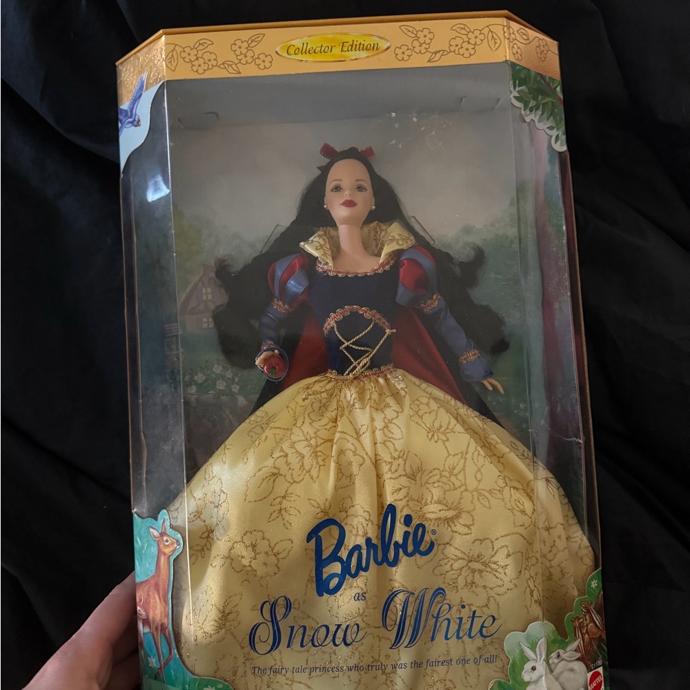 Barbie Collector Edition Snow White Doll in Yellow and Blue